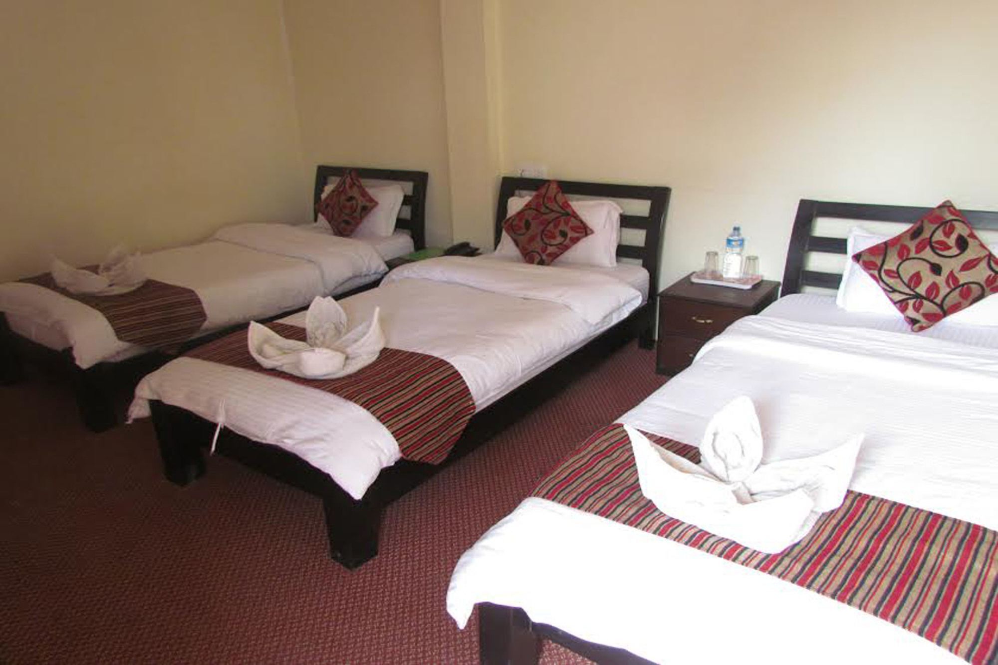 Hotel Holiday Inn Katmandu Dış mekan fotoğraf